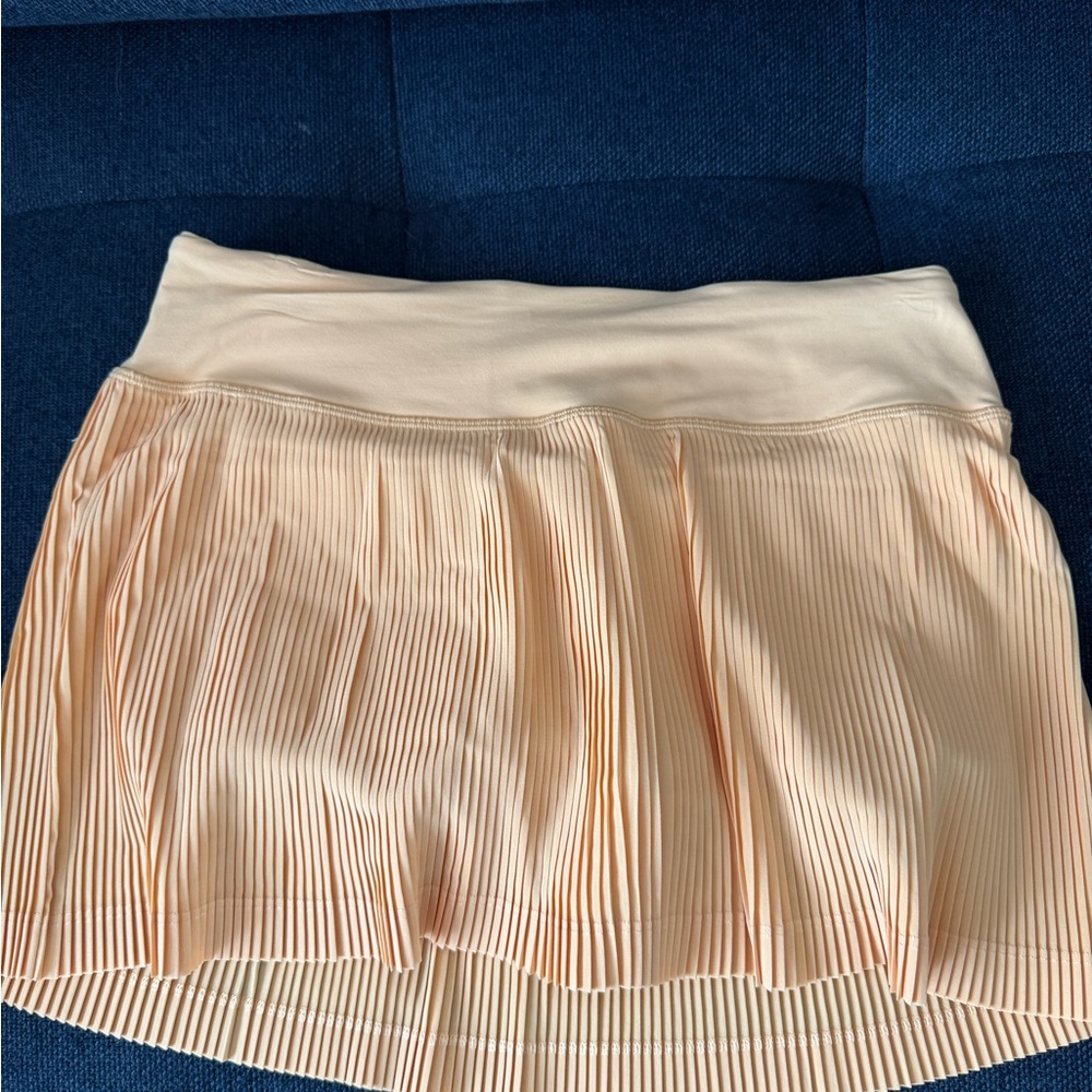 Lululemon Pleat to Street Mid-Rise Skirt- Size 4 Summer Glow